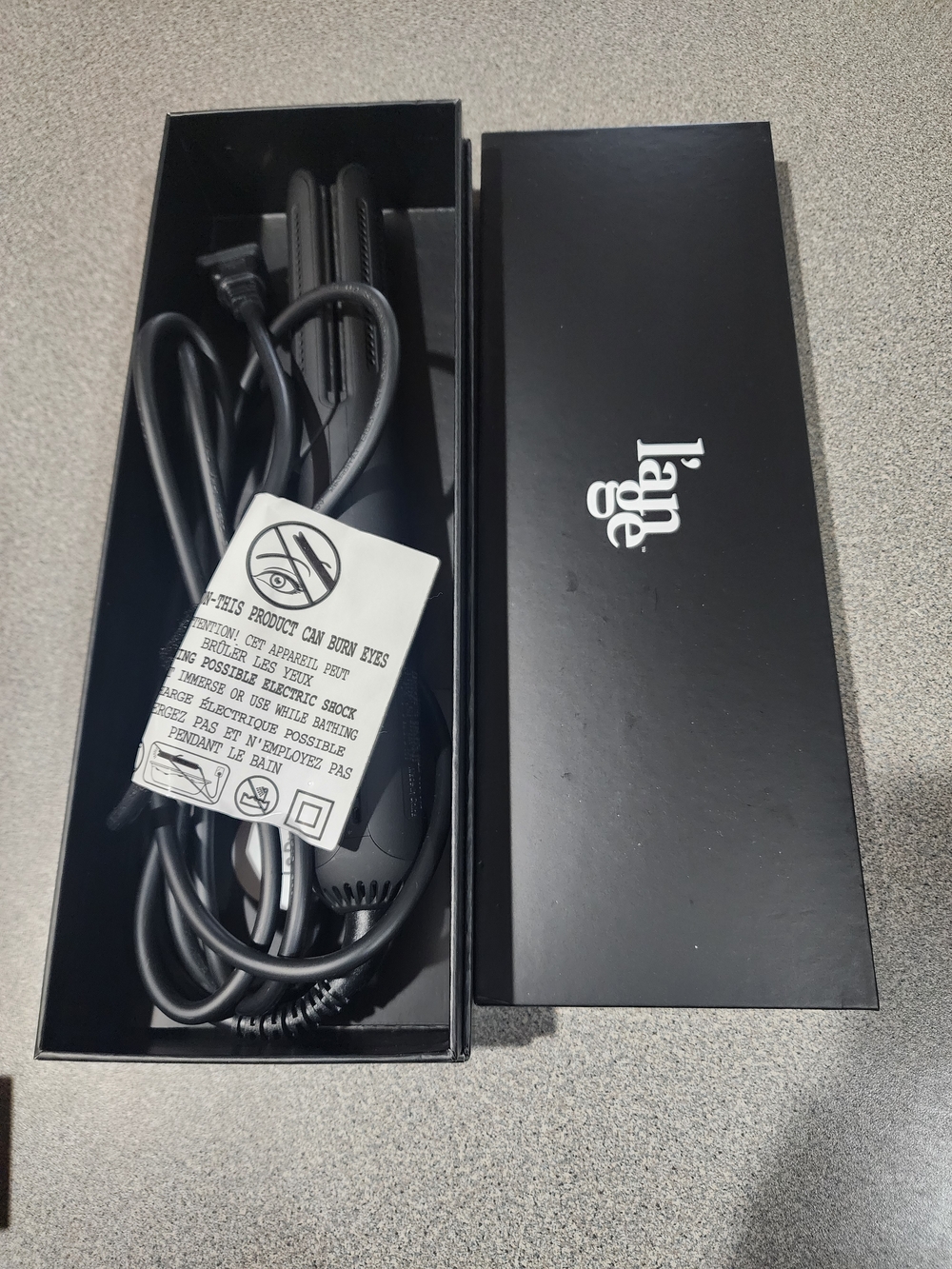 Lange Black Hair Straightener with Box